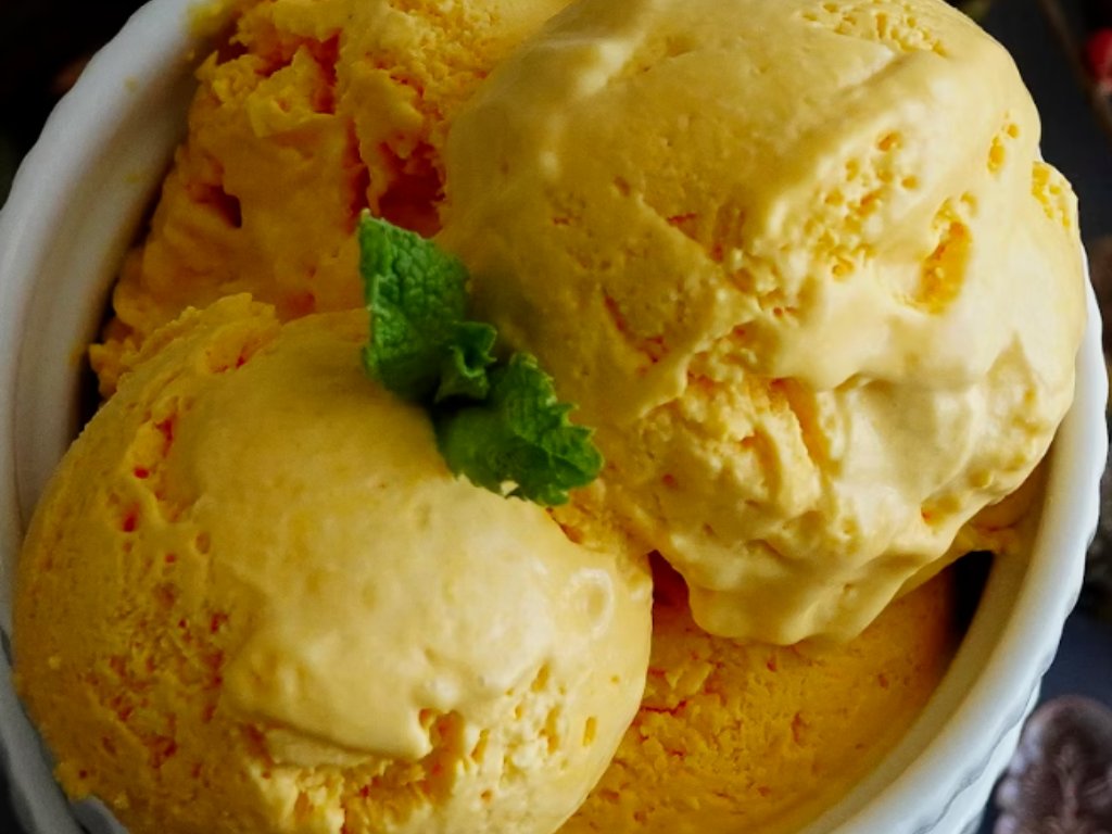 Ice Cream at Hanuman Thai Cafe Kirkland