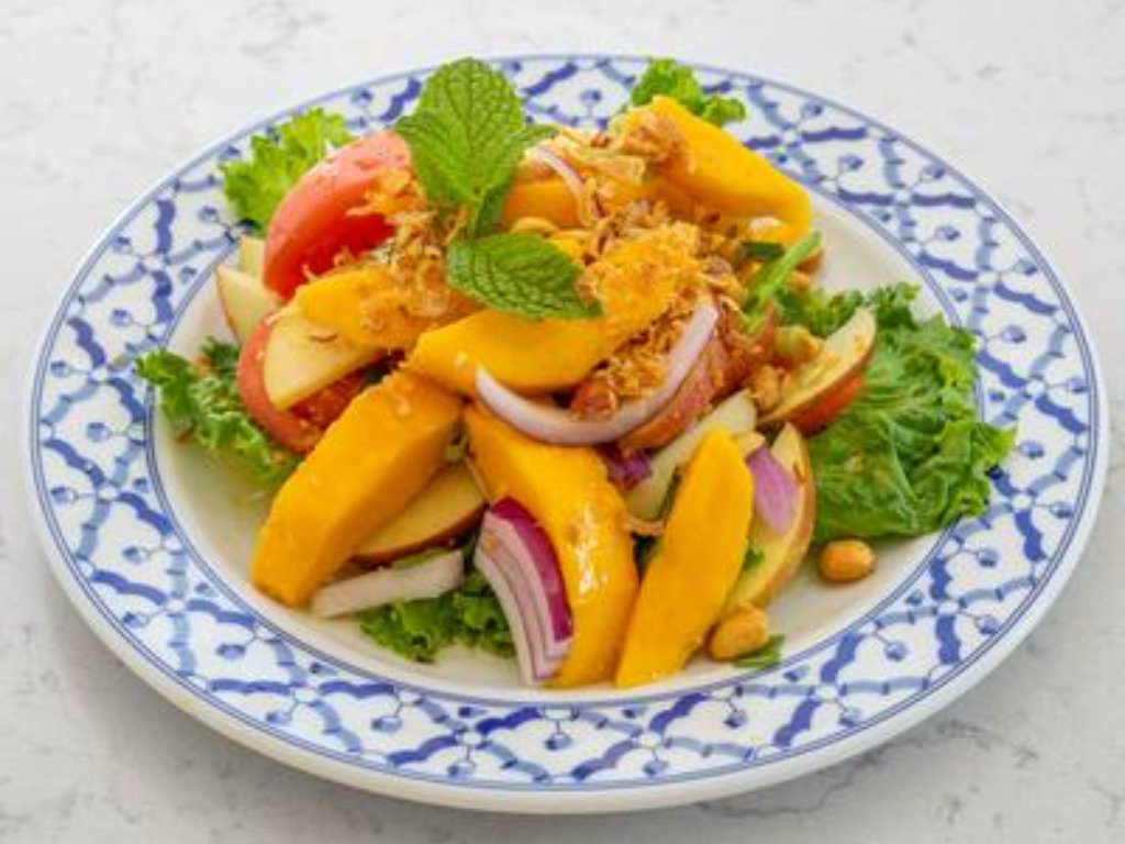 Mango Salad at Hanuman Thai Cafe Kirkland