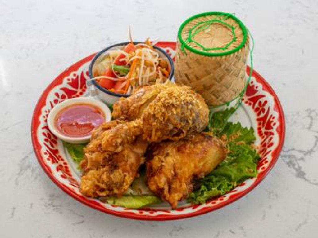 Thai Style Fried Chicken (Gai Tod) at Hanuman Thai Cafe Kirkland