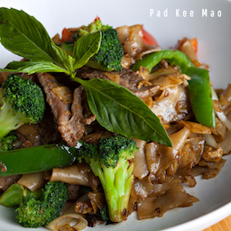 best Pad Kee Mao  in kirkland and the Eastside